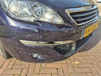 Peugeot 308 1.6 BLUE HDI EXECUTIVE picture 3