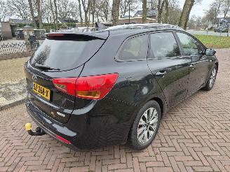 Kia Cee d  picture 6