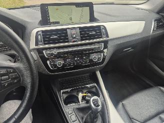 BMW 1-serie 118 I EXECUTIVE picture 11