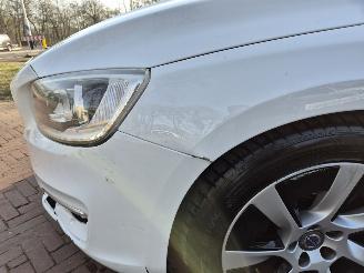 Volvo V-60 2.4 D6 Twin Engine picture 5