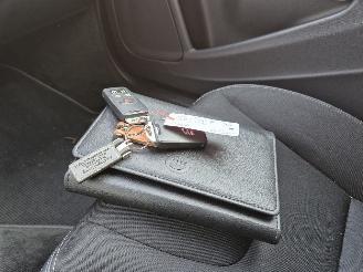 Volvo V-60 2.4 D6 Twin Engine picture 21