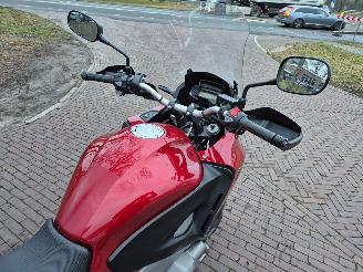 Honda VFR 1200 F ABS DCT Automaat! picture 7