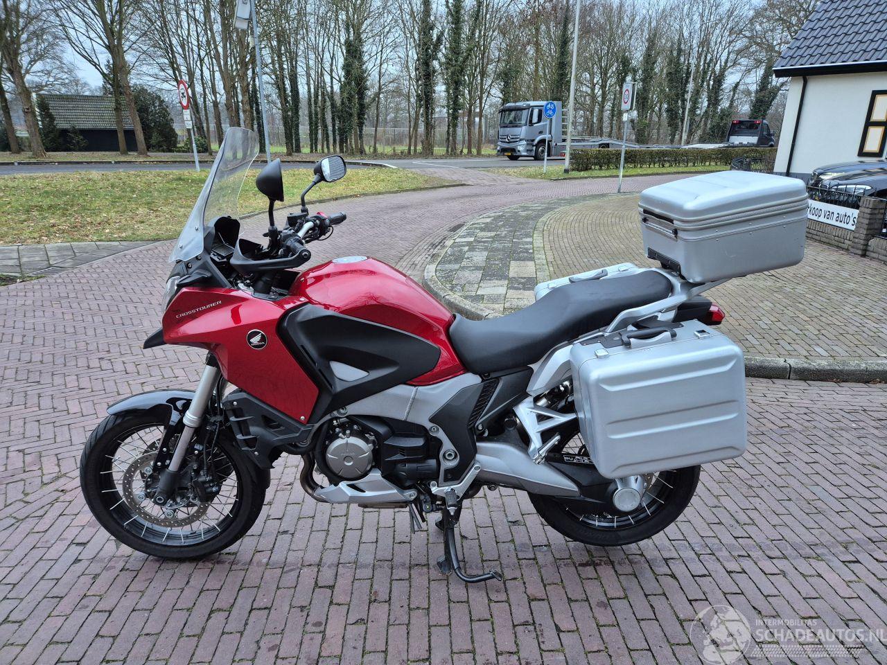 Honda VFR 1200 F ABS DCT Automaat!