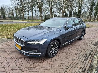 skadebil auto Volvo V-90 2.0 B4 Inscription 2022/6