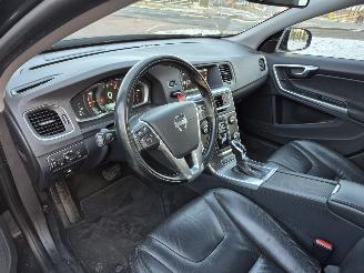 Volvo V-60 2.4 D6 AWD Plug-in-Hybrid Summun picture 14