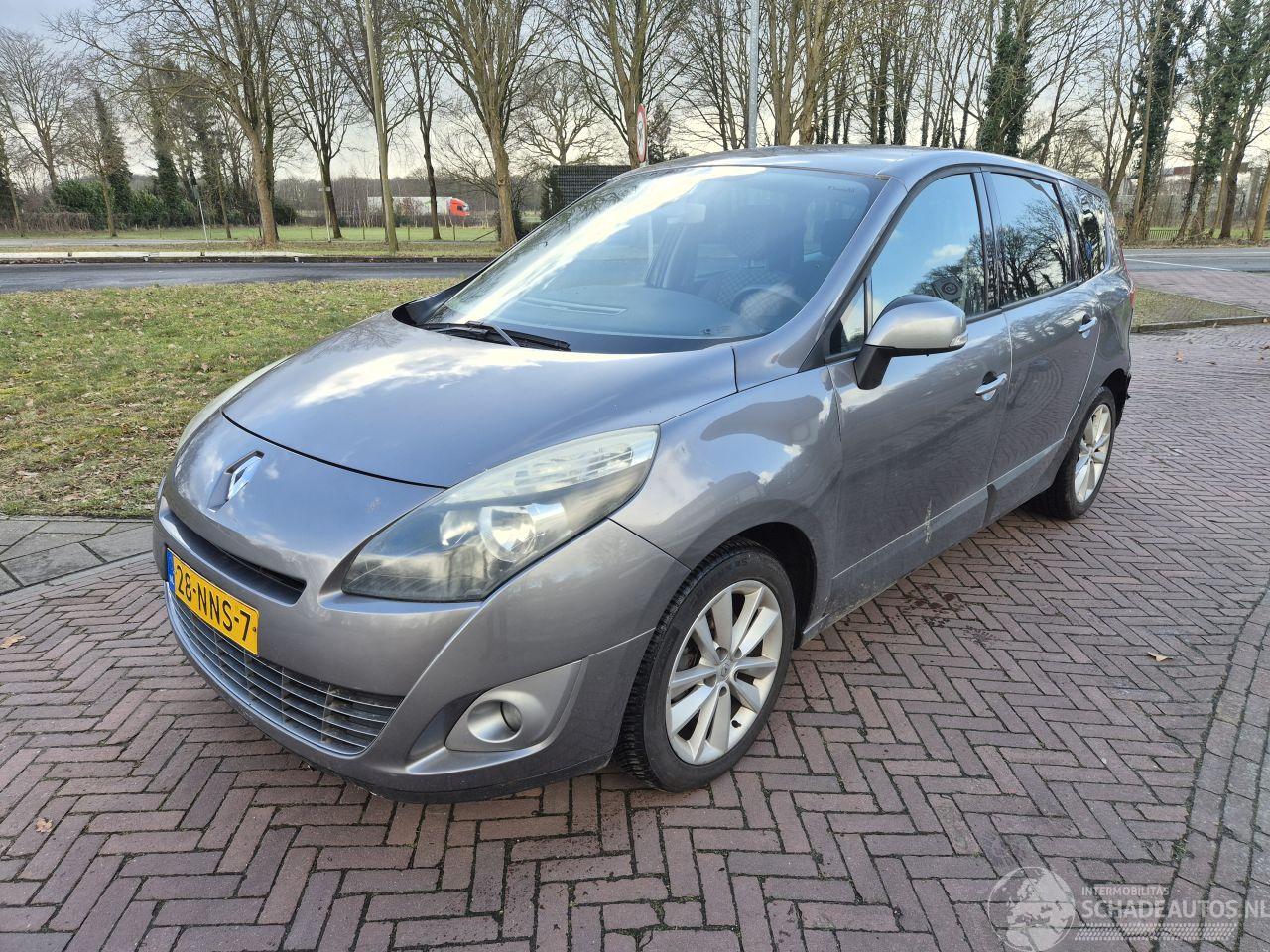 Renault Scenic 1.4 TCE 7P CELSIUM