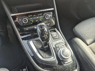 BMW 2-serie 220 I HIGH EXECUTIVE picture 13