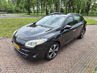 Vaurioauto  passenger cars Renault Mégane 1.5 DCI Bose 2011/4