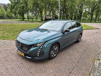 skadebil auto Peugeot 308 1.2 Puretech Active Pack Business 2024/5