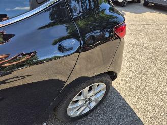 Renault Clio 0.9 TCe Limited picture 6