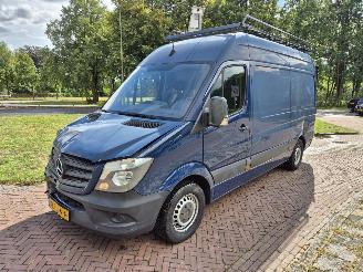 krockskadad bil bedrijf Mercedes Sprinter 314 L2 H2 EURO 6 2017/12