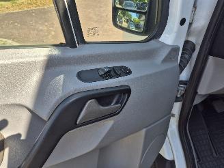 Volkswagen Crafter 2.0 TDI L2 H2 SCHADEVRIJ! picture 10