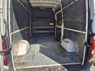 Volkswagen Crafter 2.0 TDI L2 H2 SCHADEVRIJ! picture 7