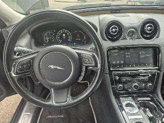 Jaguar XJ 3.0 D Premium Luxury picture 10