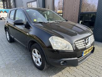 uszkodzony samochody osobowe Nissan Qashqai 1.6 Visia  KM 164424 2007/10