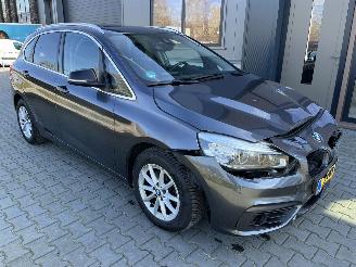 Auto incidentate BMW 2-serie Active Tourer 218d Essential 110KW  Automaat 2015/9