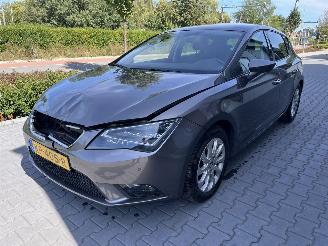 skadebil auto Seat Leon 1.0 EcoTSI Style Connect 2016/11