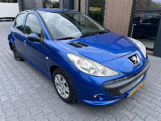 škoda osobní automobily Peugeot 206+ 1.4 XS  airco 2010/3