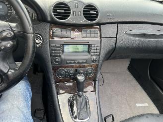 Mercedes CLK Cabrio 200 K. Elegance picture 11