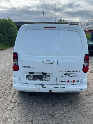 Vrakbiler auto Peugeot Partner  2014/1