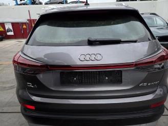Démontage voiture Audi Q4 Q4 (F4B), SUV, 2021 45 e-tron 82 kWh 2024/9