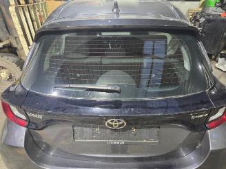 Coche siniestrado Toyota Yaris Yaris IV (P21/PA1/PH1), Hatchback, 2020 1.5 12V Hybrid 115 2024/7