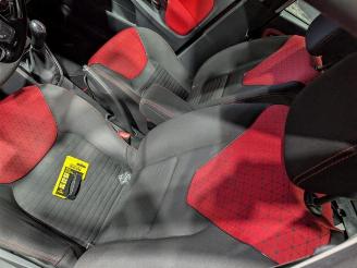 Vrakbiler auto Renault Clio Clio IV (5R), Hatchback 5-drs, 2012 / 2021 0.9 Energy TCE 90 12V 2012/11