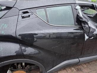 Toyota C-HR C-HR (X1,X5), SUV, 2016 2.0 16V Hybrid picture 4