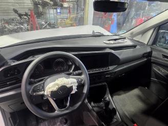 Volkswagen Caddy Caddy Cargo V (SBA/SBH), Van, 2020 2.0 TDI BlueMotionTechnology picture 3