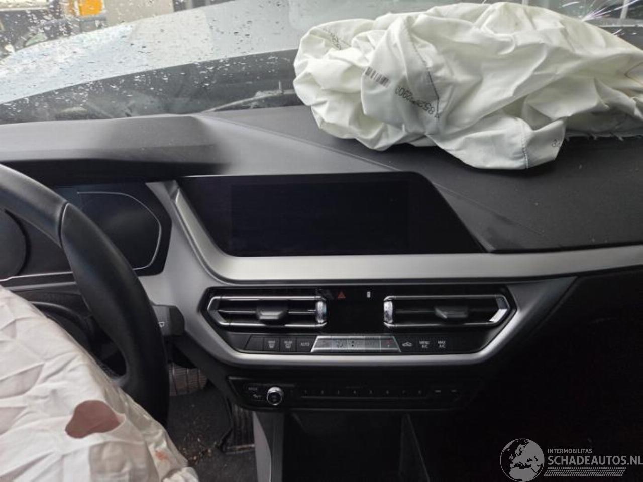 BMW 1-serie 1 serie (F40), Hatchback, 2019 118i 1.5 TwinPower 12V