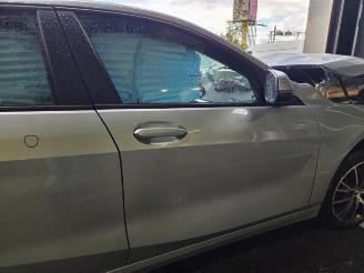 BMW 1-serie 1 serie (F40), Hatchback, 2019 118i 1.5 TwinPower 12V picture 2