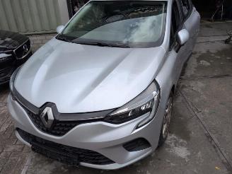 demontáž osobní automobily Renault Clio Clio V (RJAB), Hatchback 5-drs, 2019 1.0 TCe 90 12V 2021/5