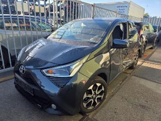 Vrakbiler auto Toyota Aygo Aygo (B40), Hatchback, 2014 1.0 12V VVT-i 2020/9
