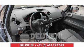 Mitsubishi Colt Colt (Z2/Z3), Hatchback, 2004 / 2012 1.3 16V picture 13