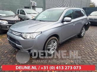 Mitsubishi Outlander Outlander (GF/GG), SUV, 2012 / 2022 2.2 DI-D 16V Clear Tec 4x2 picture 3