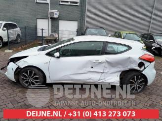 Kia Pro cee d Pro cee'd (JDB3), Hatchback 3-drs, 2013 / 2018 1.4i 16V CVVT picture 4