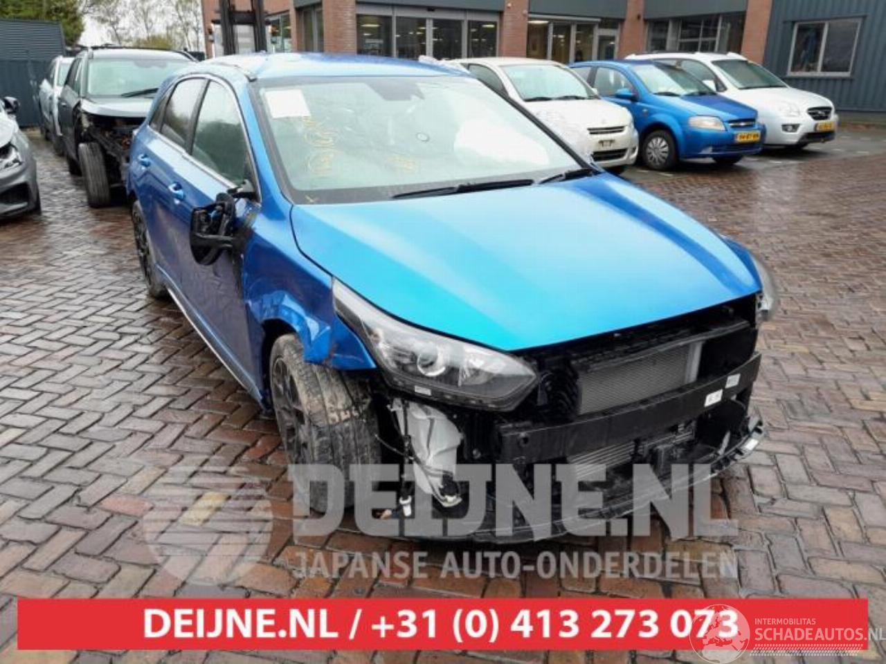 Kia Cee d Ceed (CDB5/CDBB), Hatchback 5-drs, 2018 1.5 T-GDI 16V