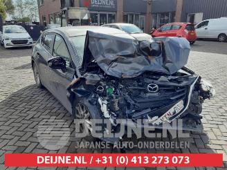 demontáž osobní automobily Mazda 3 3 (BM/BN), Hatchback, 2013 / 2019 2.0 SkyActiv-G 120 16V 2015