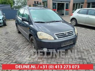 Sloopauto Toyota Avensis-verso Avensis Verso (M20), MPV, 2001 / 2005 2.0 16V VVT-i D-4 2002/4