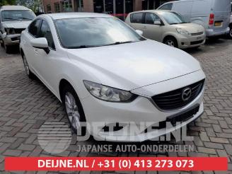 Coche siniestrado Mazda 6 6 (GJ/GH/GL), Sedan, 2013 2.2 SkyActiv-D 150 16V 2014/9