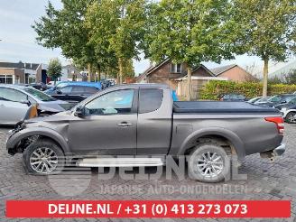Mitsubishi L-200 L-200, Pick-up, 1986 / 1996 2.4 Clean Diesel 4WD picture 4