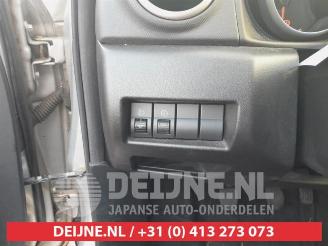 Mazda 3 3 Sport (BK), Hatchback, 2003 / 2009 1.6i 16V picture 25