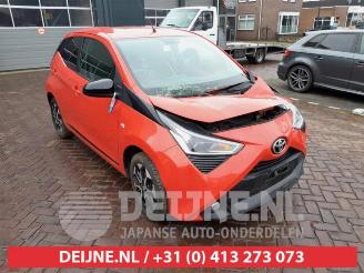 Vrakbiler auto Toyota Aygo Aygo (B40), Hatchback, 2014 1.0 12V VVT-i 2019/2