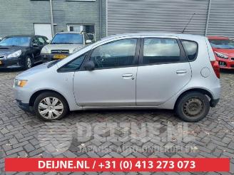 Mitsubishi Colt Colt (Z2/Z3), Hatchback, 2004 / 2012 1.1 12V picture 4