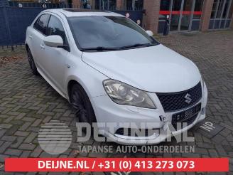 demontáž osobní automobily Suzuki Kizashi Kizashi (FRE/FRF), Sedan, 2010 / 2015 2.4 16V 4x4 2012/2