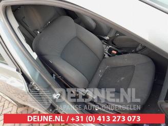 Chevrolet Orlando Orlando, -, 2010 / 2015 2.0 D 16V picture 17