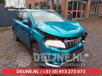 Coche siniestrado Suzuki Vitara Vitara (LY/MY), SUV, 2015 1.4 S Turbo 16V 2019/3