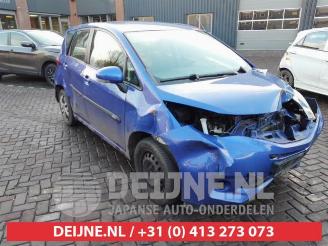 demontáž osobní automobily Subaru Trezia Trezia, MPV, 2011 1.33 16V Dual VVT-I 2011/10