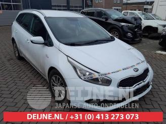 Sloopauto Kia Cee d Cee'd Sportswagon (JDC5), Combi, 2012 / 2018 1.6 GDI 16V 2014/1