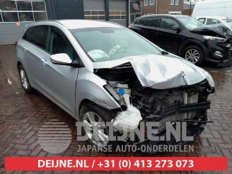 Sloopauto Hyundai I-30 i30 Wagon (GDHF5), Combi, 2012 1.6 CRDi Blue Drive 16V VGT 2013/12
